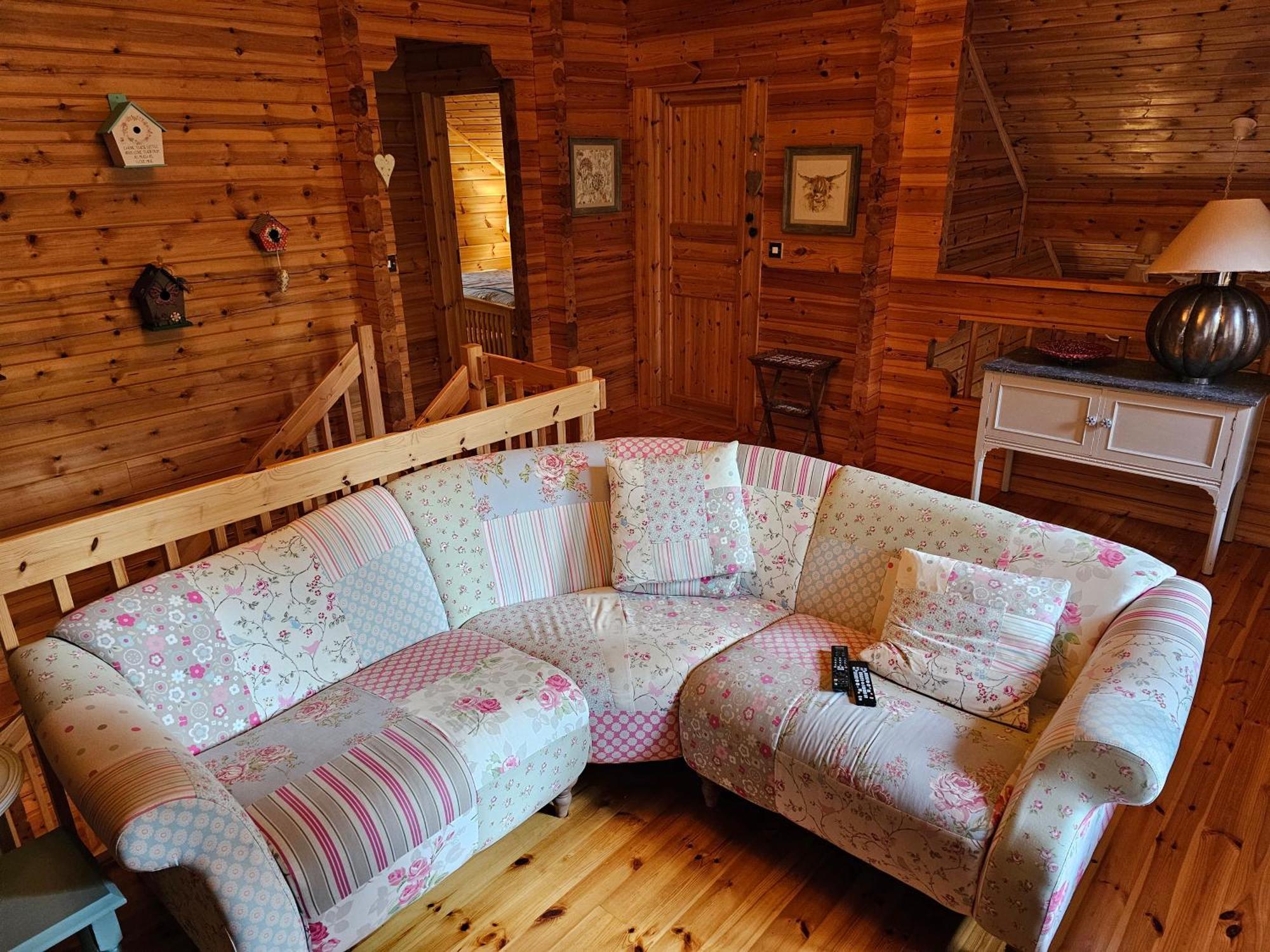Forest Lodge Log Cabin - Ireland 밸리코넬 외부 사진